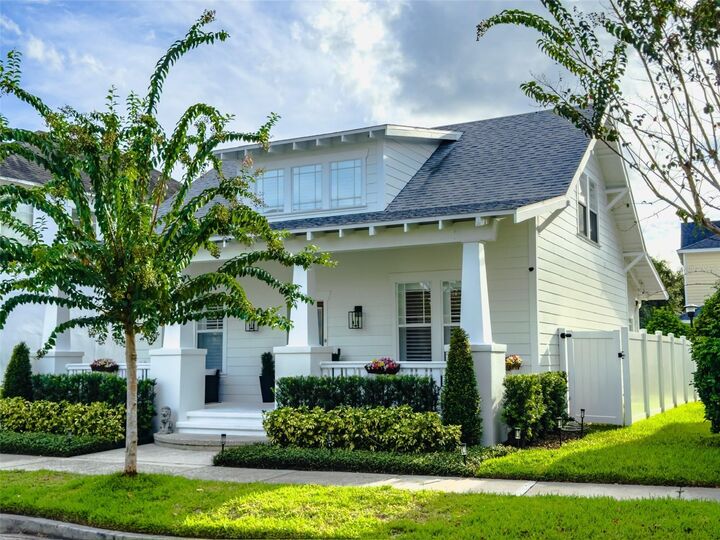 Property Photo: 1526 Almond Avenue FL 32814