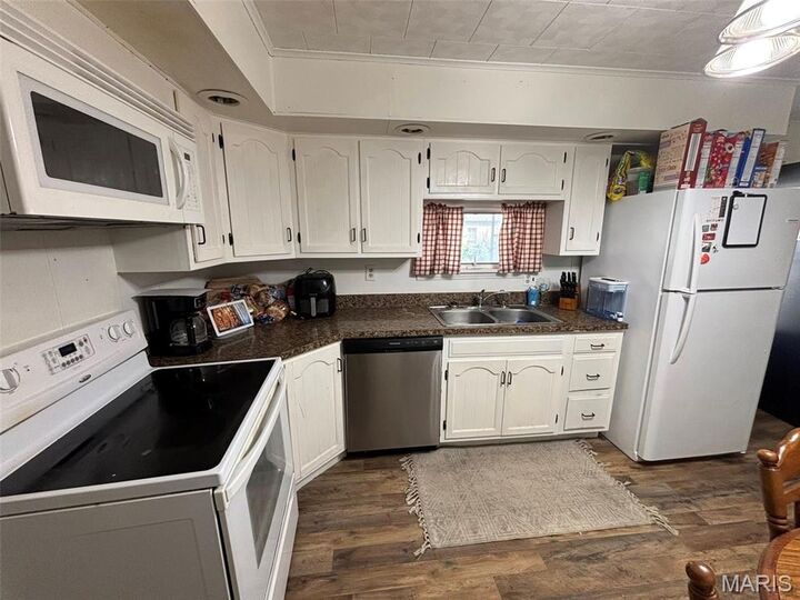 Property Photo:  1101 Union Street  MO 63401 