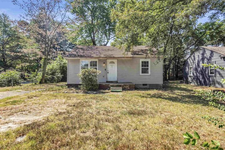 Property Photo:  1993 Dupont Ave  TN 38127 