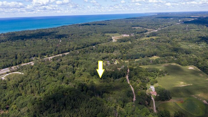 Property Photo: 16800 Riverside Drive MI 49129