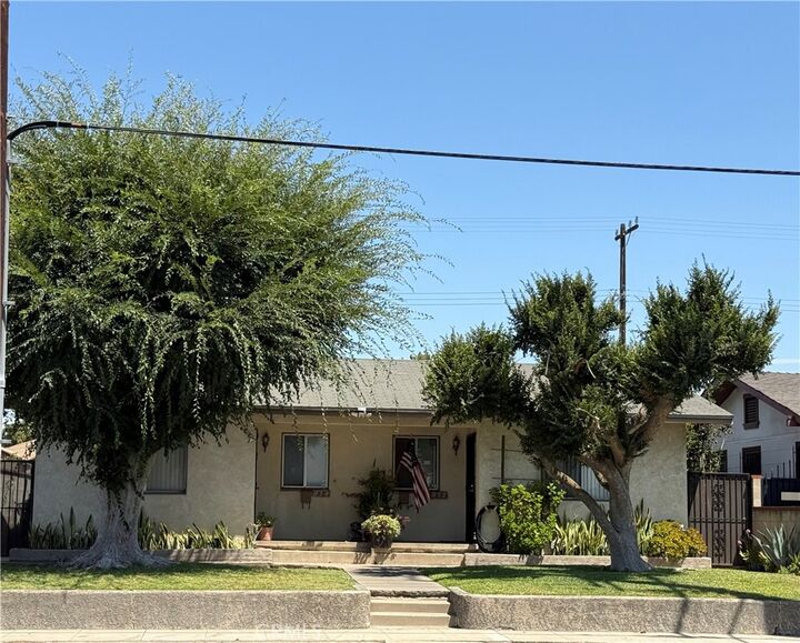 932 N Harbor Boulevard  Anaheim CA 92805 photo