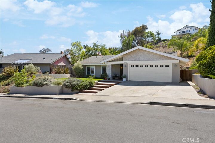 Property Photo: 29321 Tieree Street CA 92677