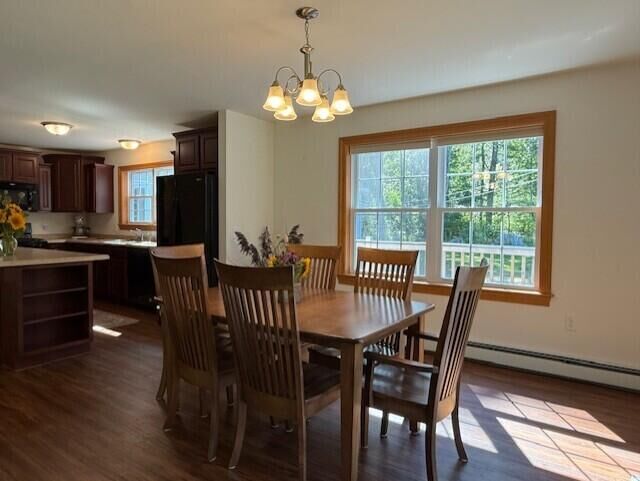Property Photo:  61 Roy Drive  ME 04864 