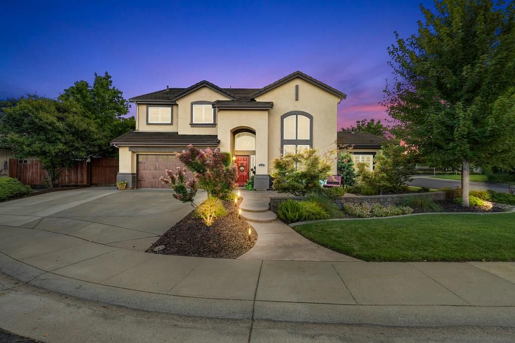 Property Photo: 1636 Roadrunner Drive CA 95747