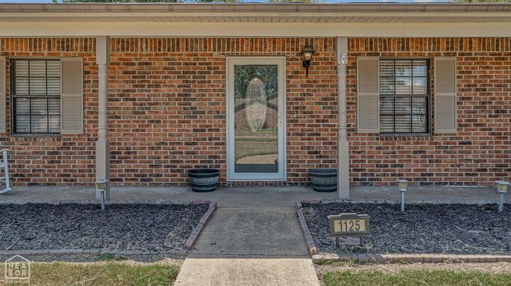 Property Photo:  1125 Mayfair Lane  AR 72315 