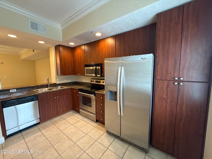 Property Photo:  9745 Touchton Road 1725  FL 32246 