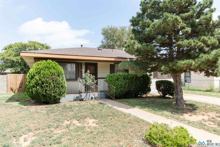 Property Photo:  600 W 17th Street  NM 88101 