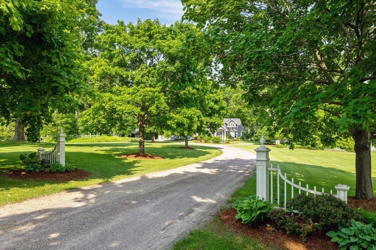 Property Photo:  98 Sugar Maple Drive  VT 05488 