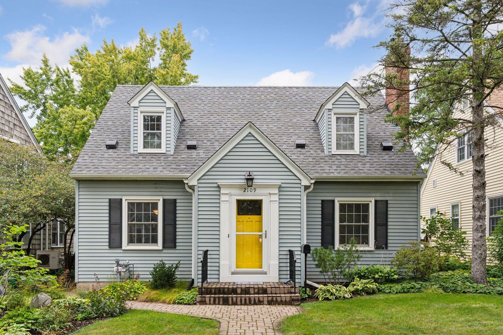 Property Photo: 2109 Bayard Avenue MN 55116