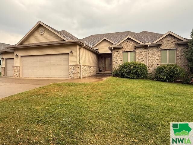 Property Photo:  430 Torbert Boulevard  IA 51001 