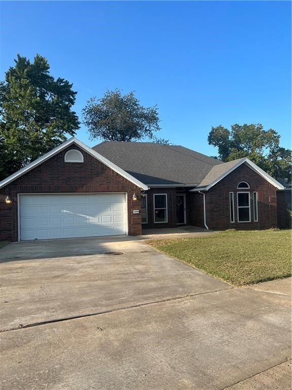 Property Photo:  312 Ridgedale Drive  AR 72730 