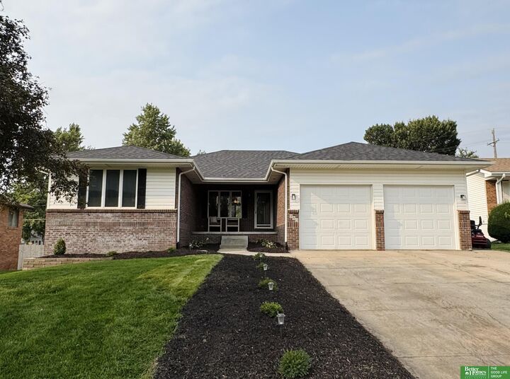 380 Chestnut Street  Springfield NE 68059 photo
