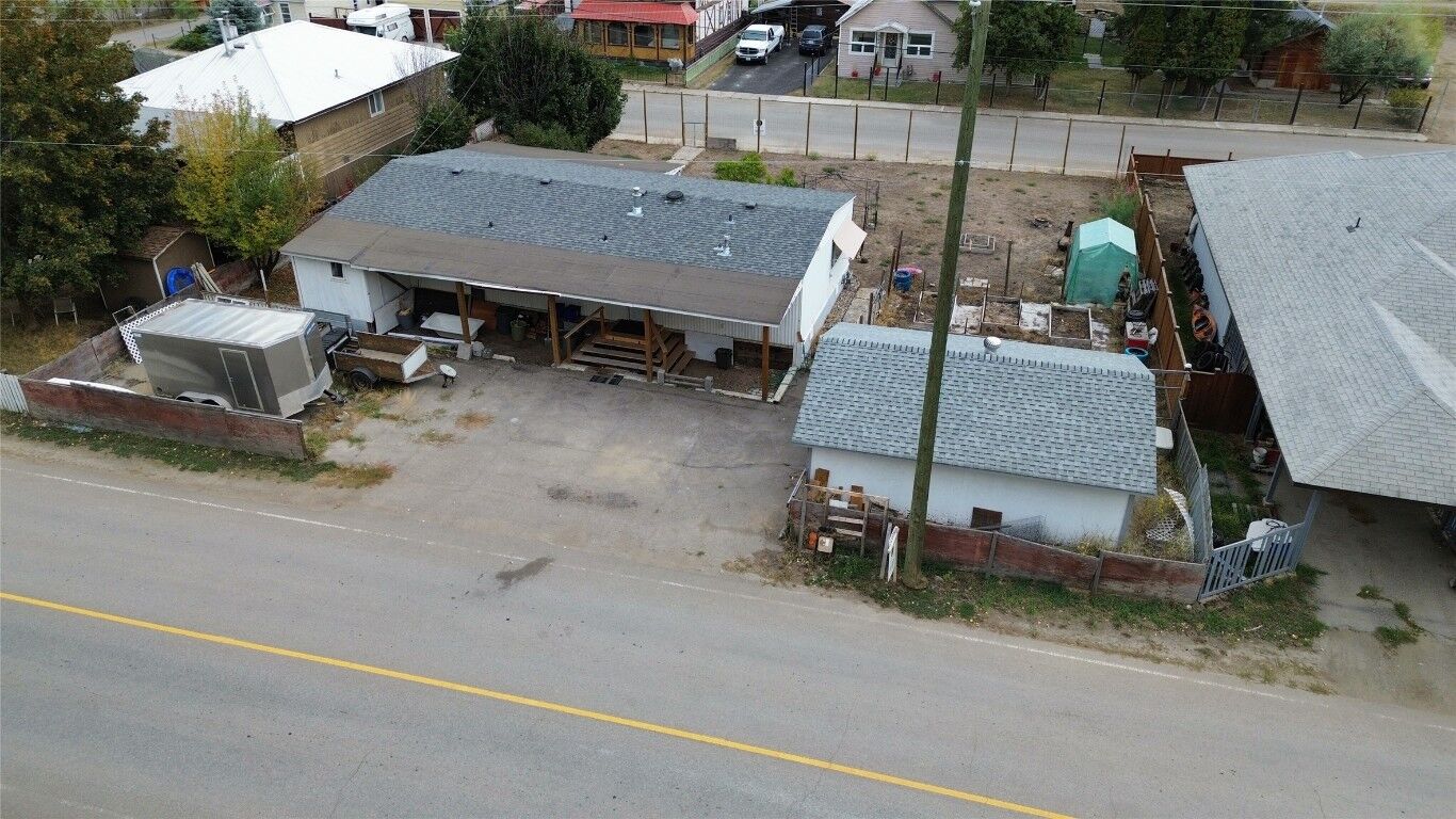 Property Photo:  399 Burton Avenue  BC V0X 1W0