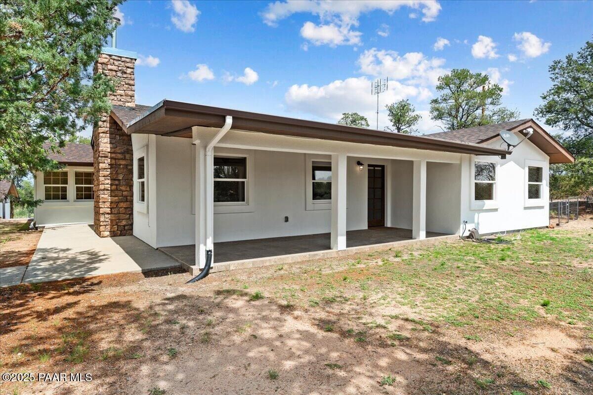 Property Photo: 1760 W Oneal Road AZ 86305