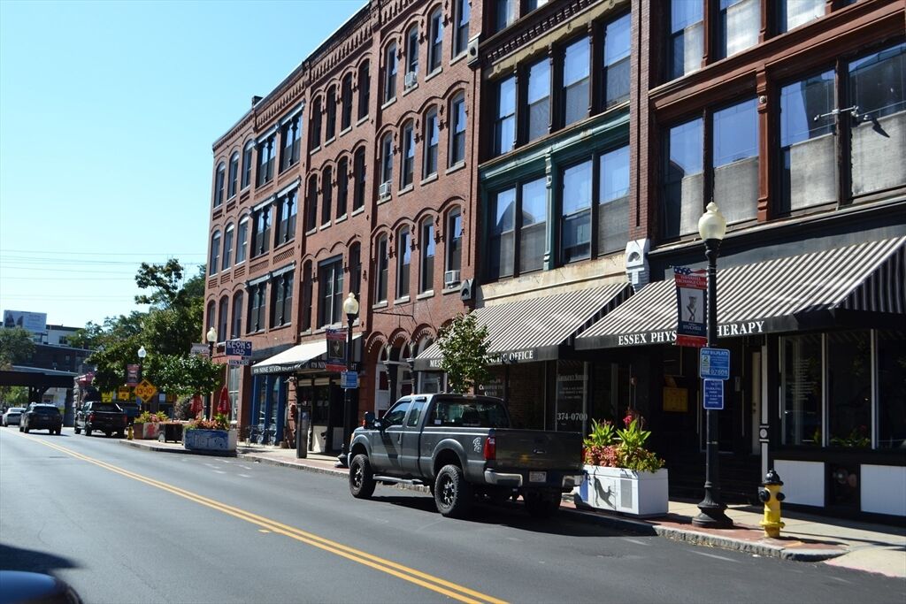 Property Photo: 62 Washington St 14 MA 01832