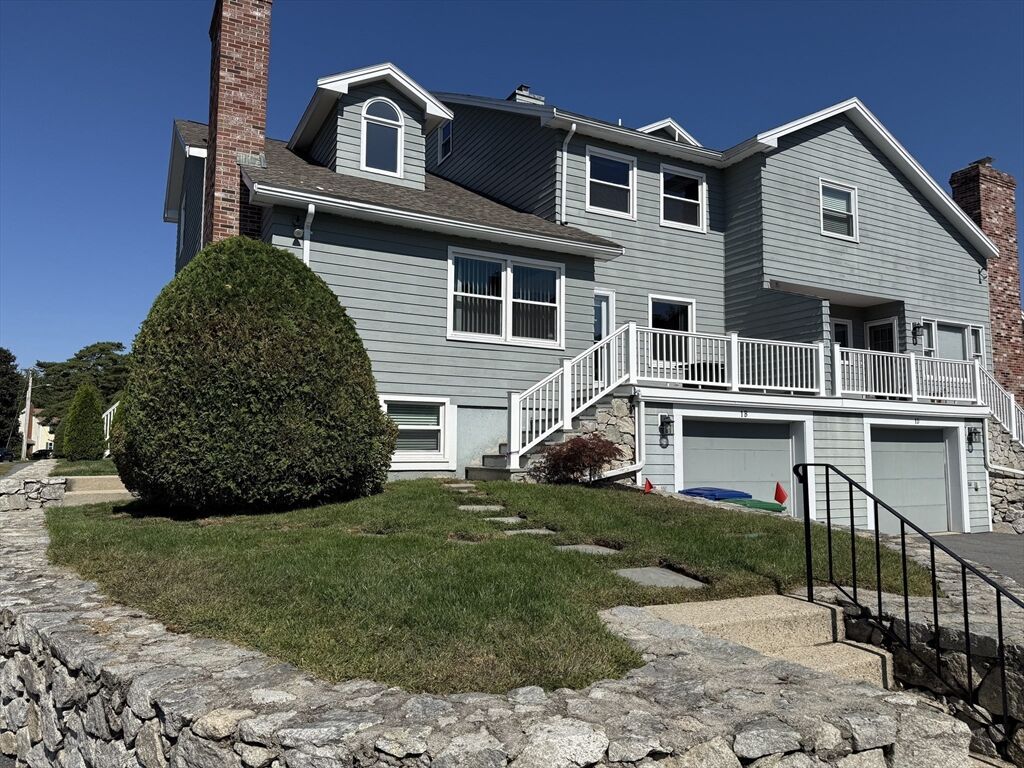 Property Photo: 1 Carnation Cir B MA 01867