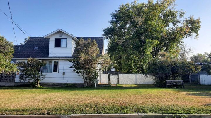 1111 2 Avenue W  Drumheller AB T0J 0Y2 photo