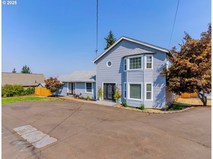 Property Photo:  174 Steelhammer Rd  OR 97381 