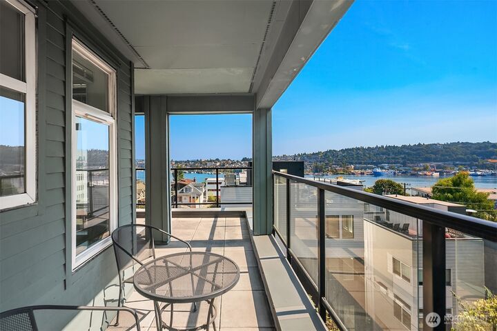 Property Photo:  655  Crockett Street A208  WA 98109 