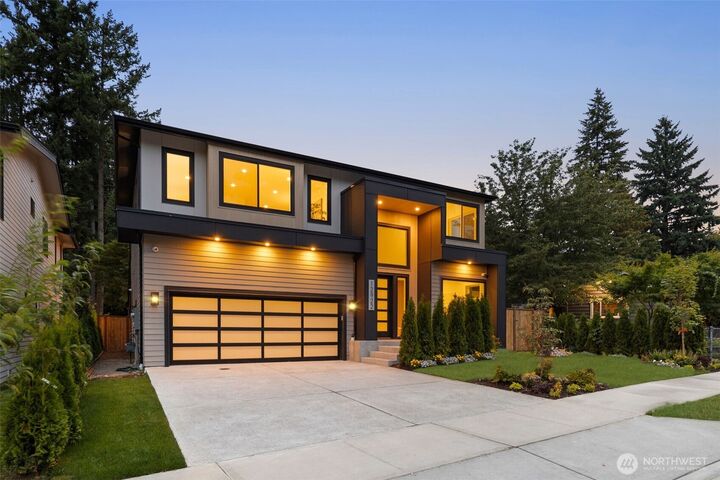 12922 NE 104th Street  Kirkland WA 98033 photo