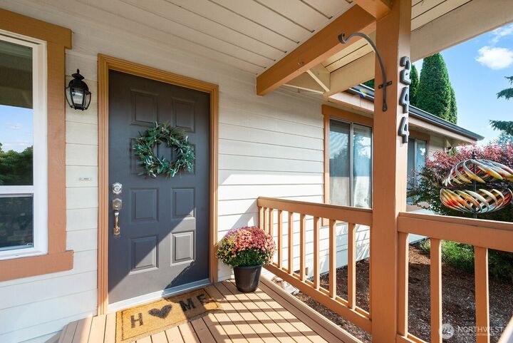 Property Photo: 244 Vashon Avenue SE WA 98059