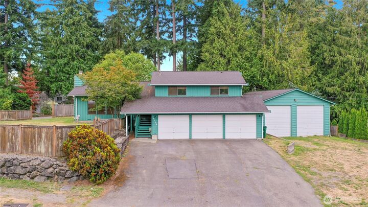 4726  Picnic Point Rd  Edmonds WA 98026 photo
