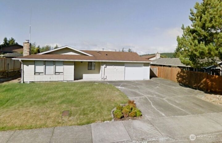 802  39th Place  Bellingham WA 98229 photo