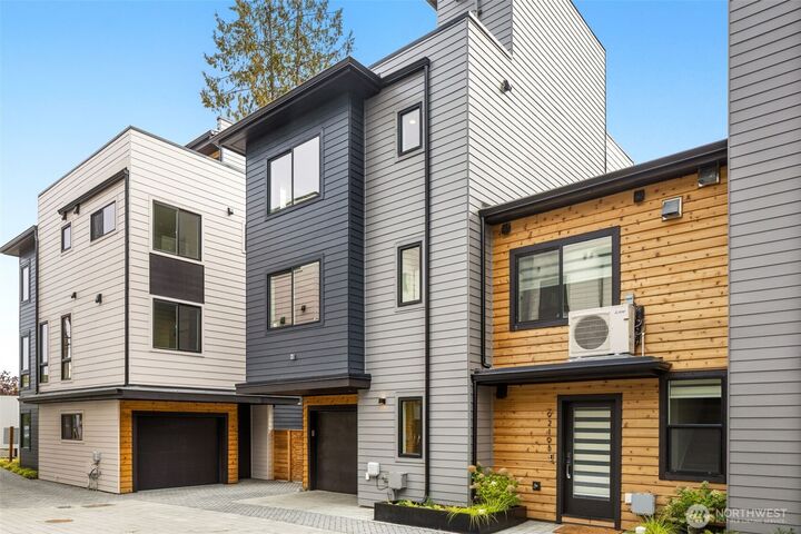 Property Photo: 9219 A 14th Avenue NW WA 98117