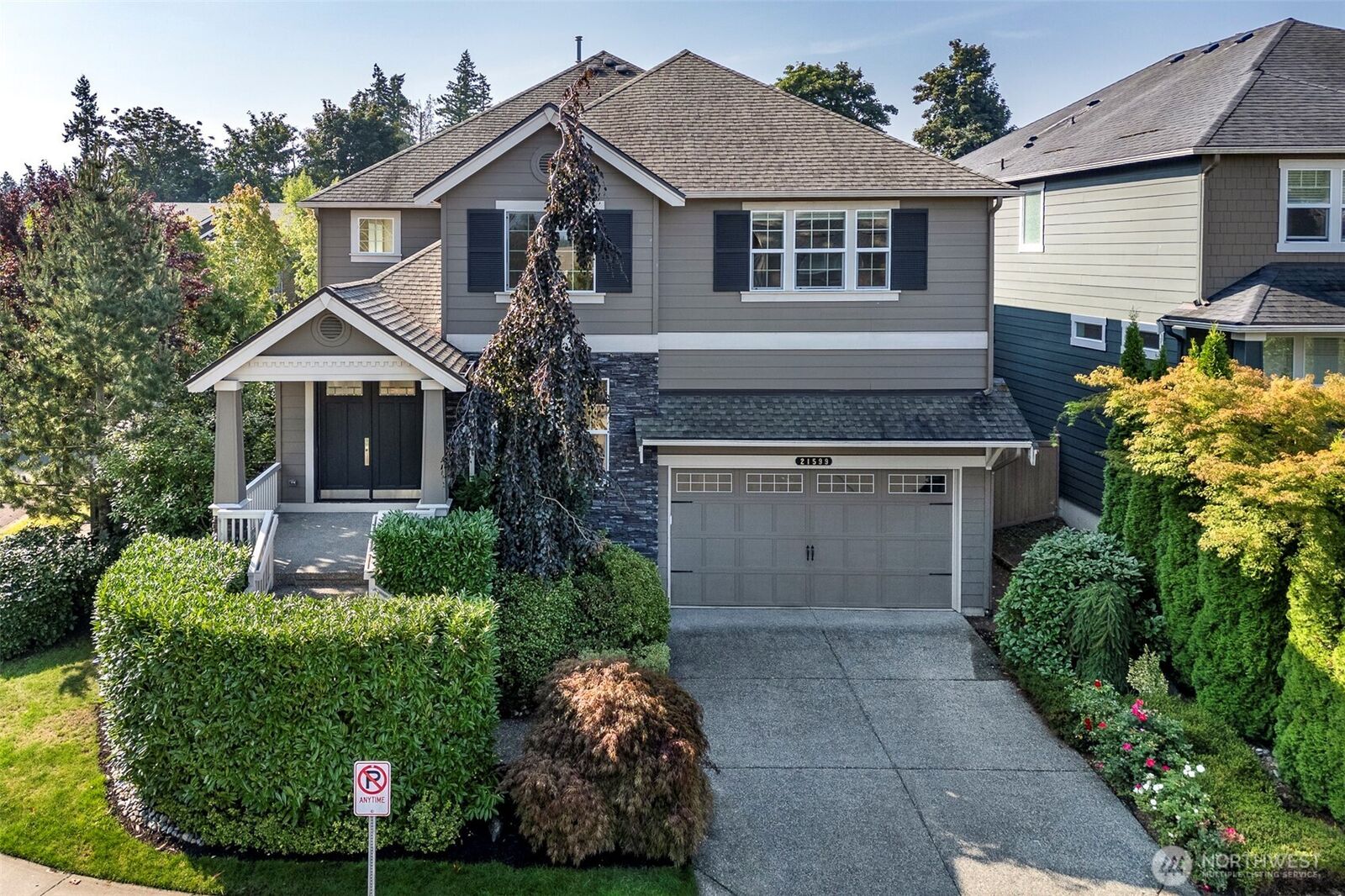 Property Photo: 21599 SE 2nd Street WA 98074