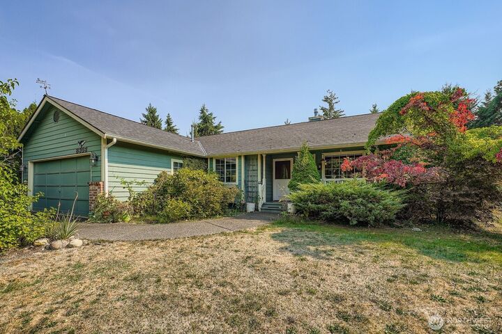 Property Photo:  8306  243rd Street Ct E  WA 98338 