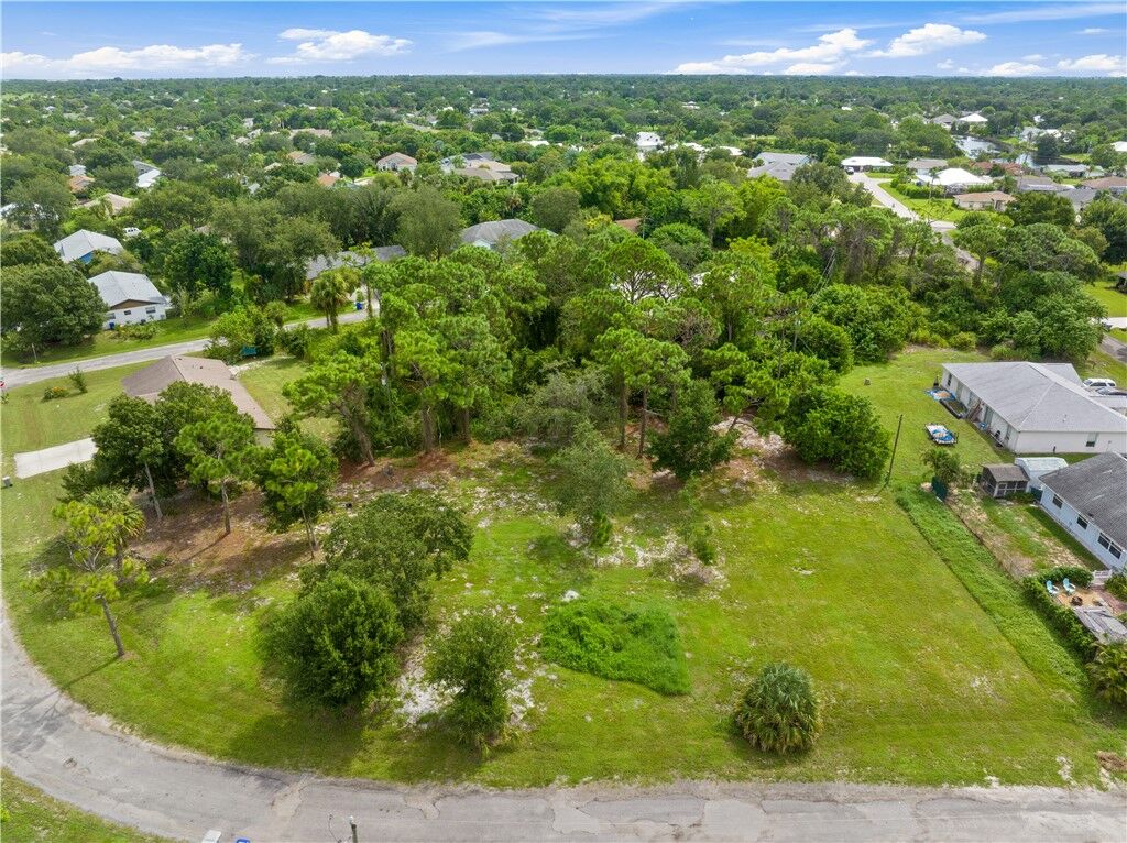Property Photo: 11126 Mulberry Street FL 32958
