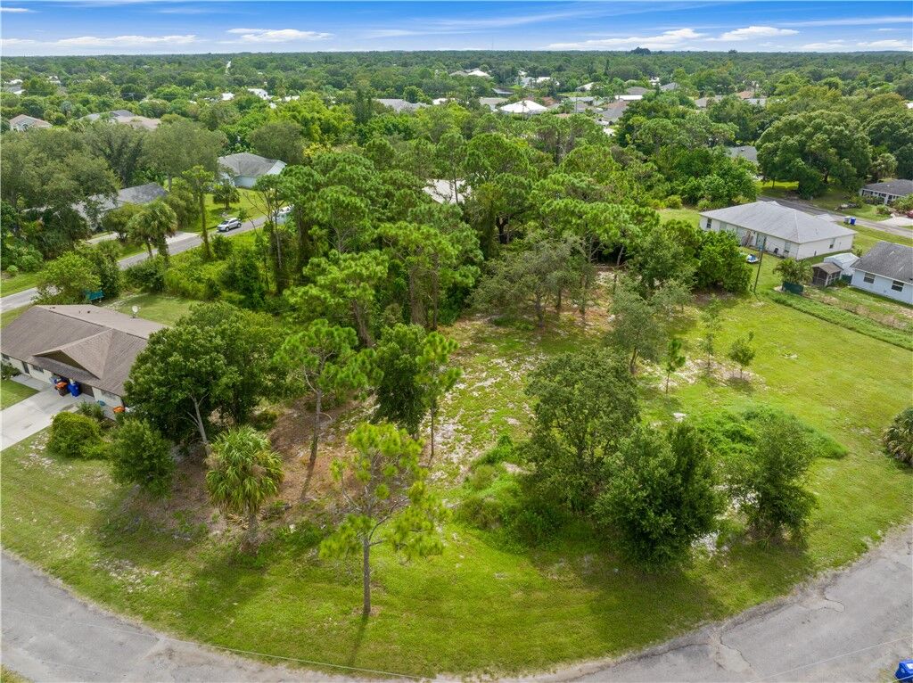 Property Photo: 11136 Mulberry Street FL 32958