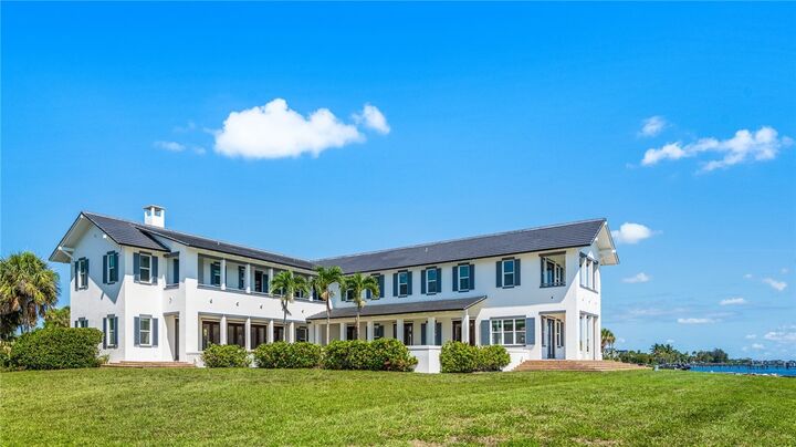 Property Photo: 6688 110th Street FL 32958