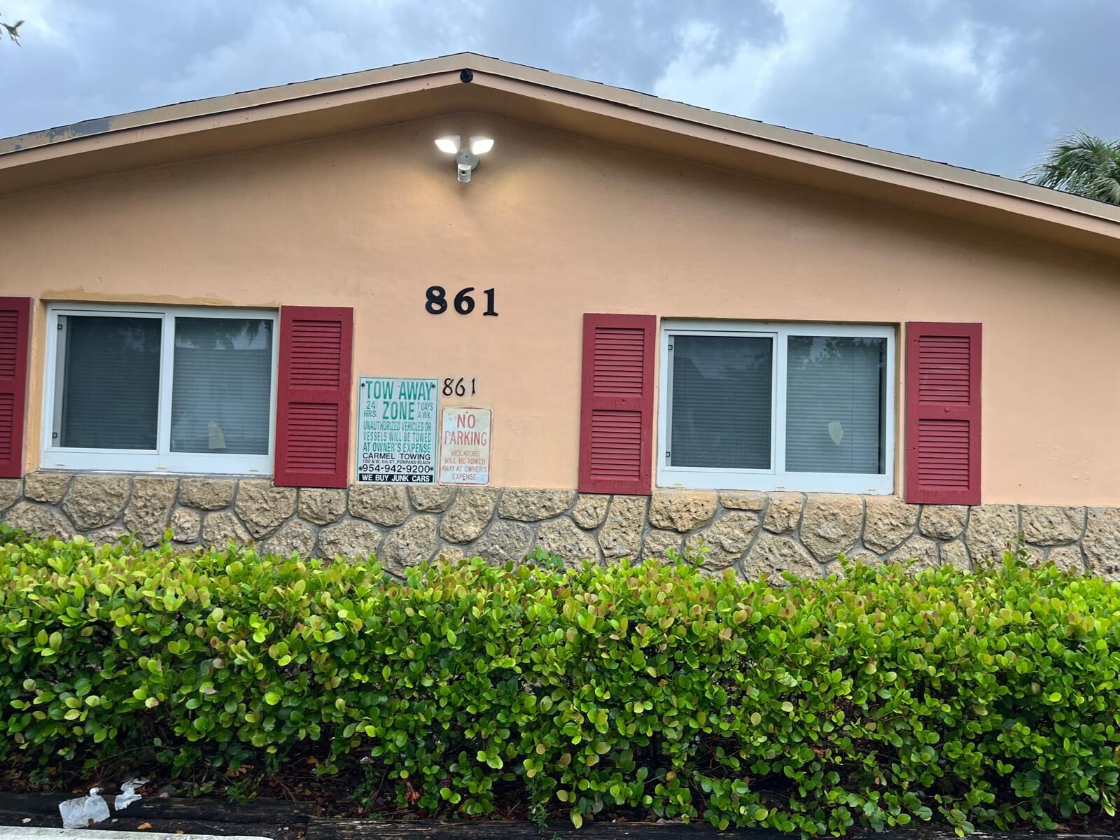 Property Photo: 861 SW 10th Drive #1 FL 33060