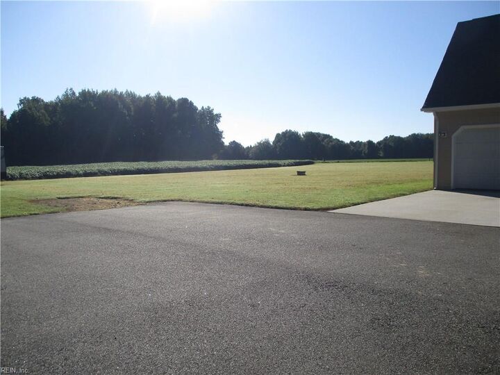 Property Photo: 28297 Sunbeam Rd VA 23851