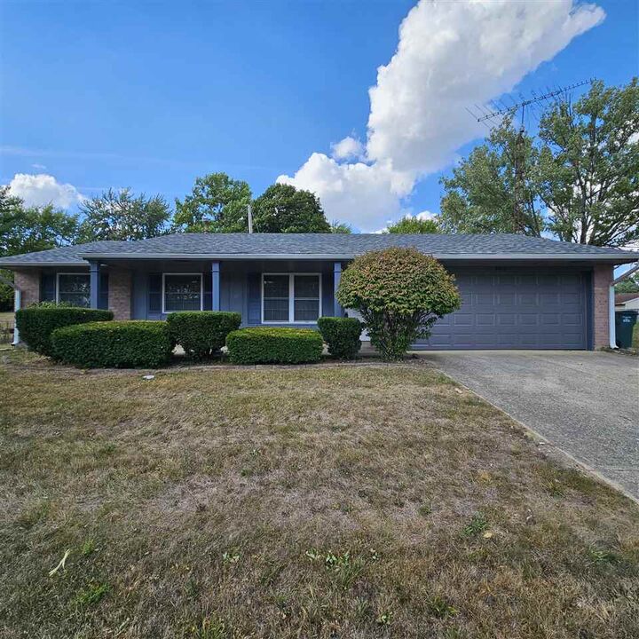3960 Highland Drive  Richmond IN 47374 photo