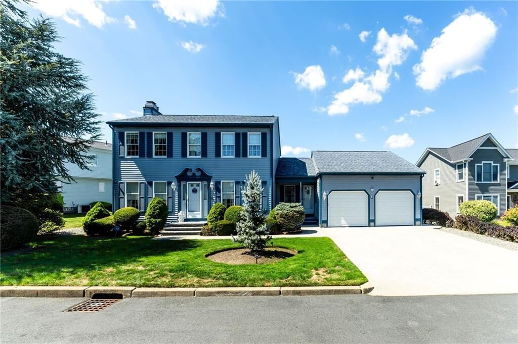 Property Photo: 9 East Lake View Drive RI 02904