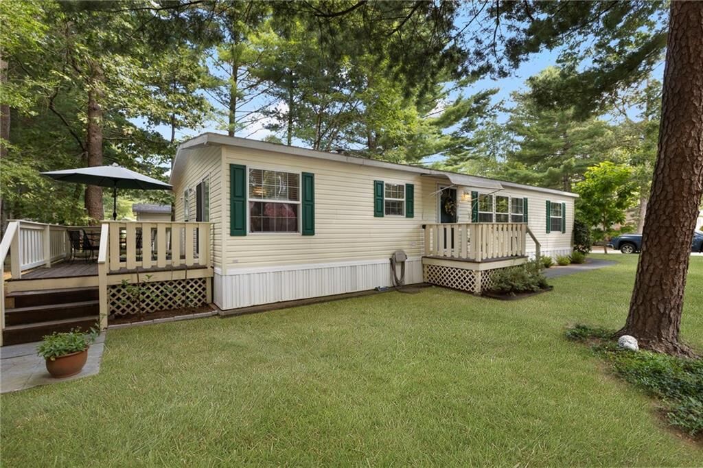 Property Photo: 8 King Philip Road RI 02816
