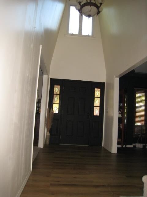 Property Photo: 6910 E Aberdeen St KS 67206