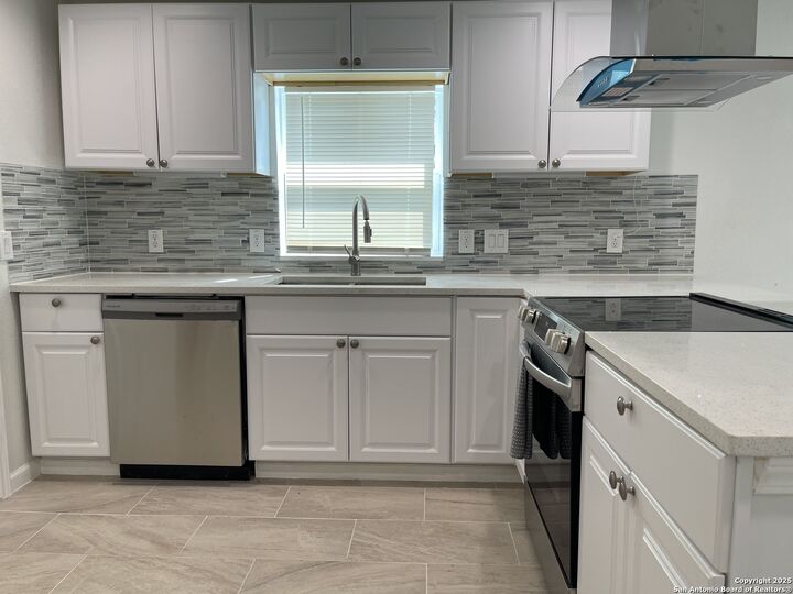 Property Photo:  629 S Gevers  TX 78203 