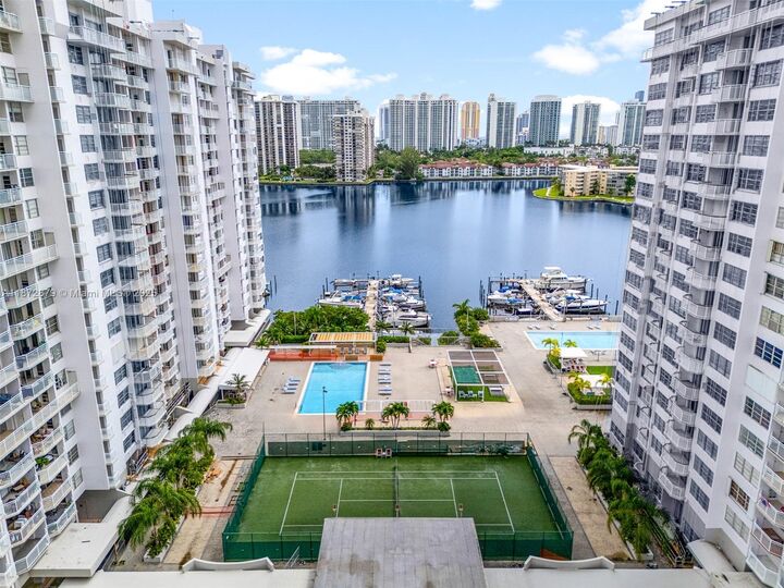 Property Photo:  18071 Biscayne Blvd Ph04 &Amp Ph03  FL 33160 