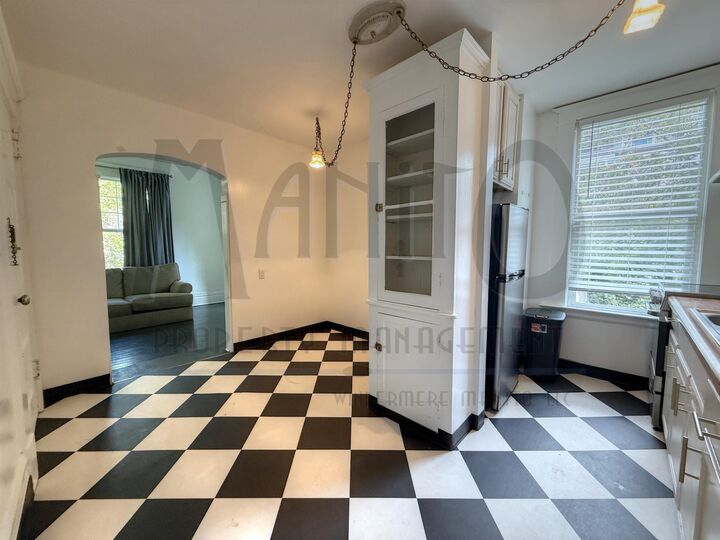 Property Photo: