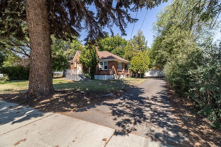 Property Photo: 11723 E 4th Ave WA 99206