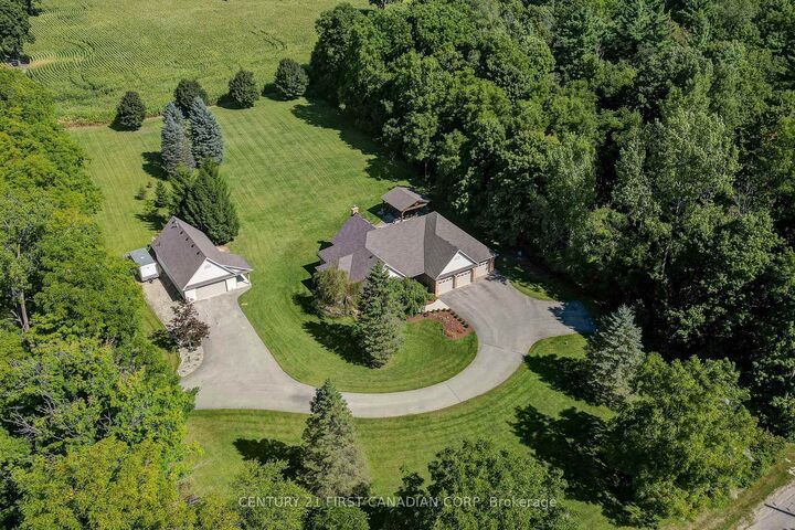 9430 Elviage Drive  London South ON N6K 4N5 photo