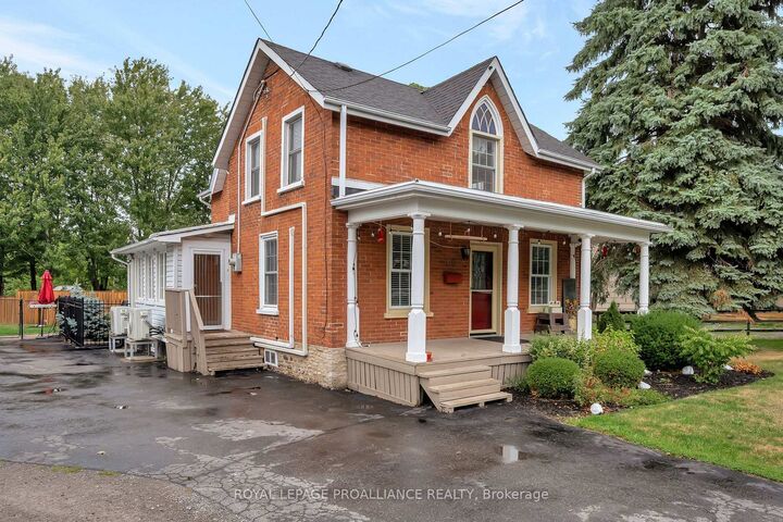 Property Photo: 16 Benjamin Street ON K8P 1P7
