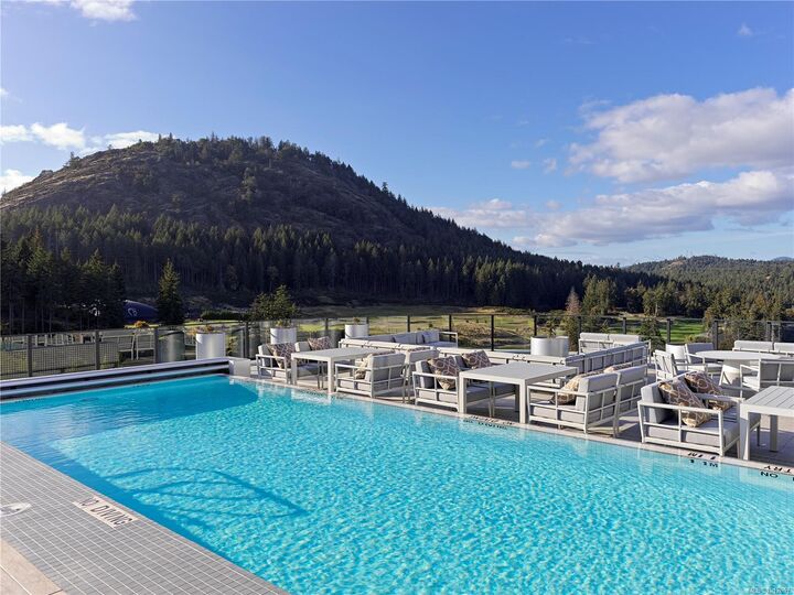 Property Photo:  2000 Hannington Rd #1610  BC V9B 6R6 