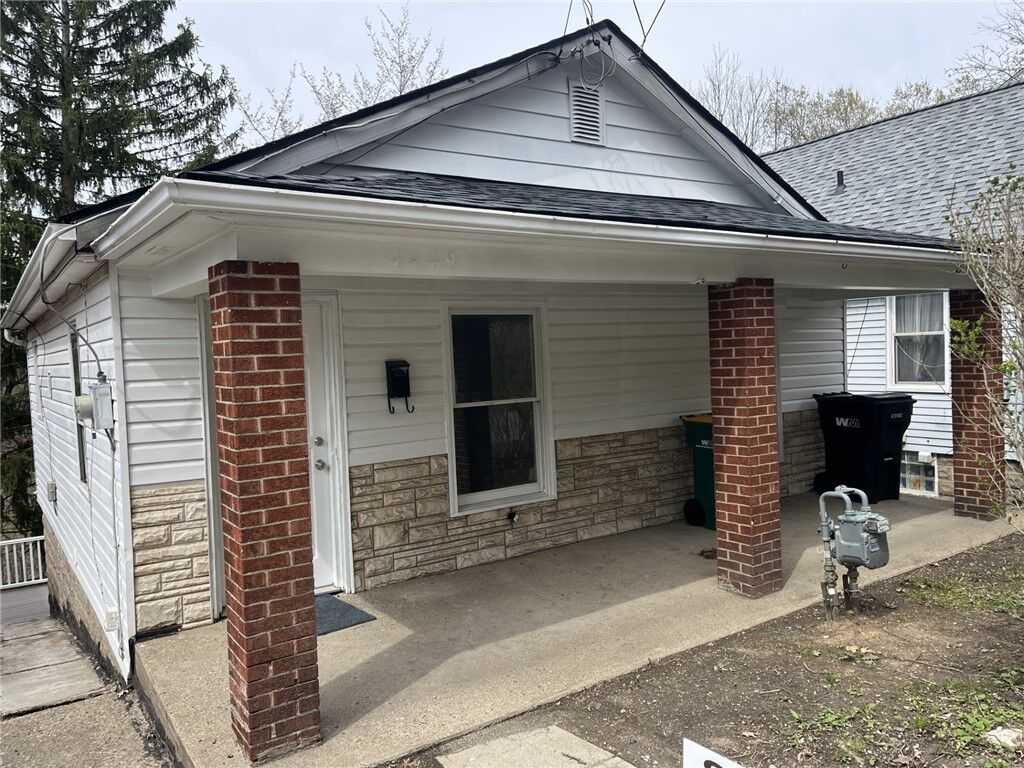 Property Photo: 4449 Lucerne Ave PA 15214