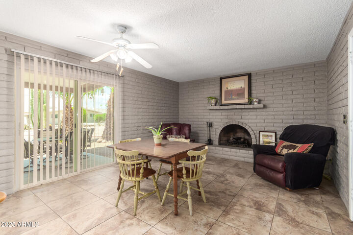 Property Photo:  722 S 81st Place  AZ 85208 