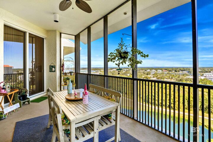 Property Photo:  612 Lost Key Drive 1003B  FL 32507 