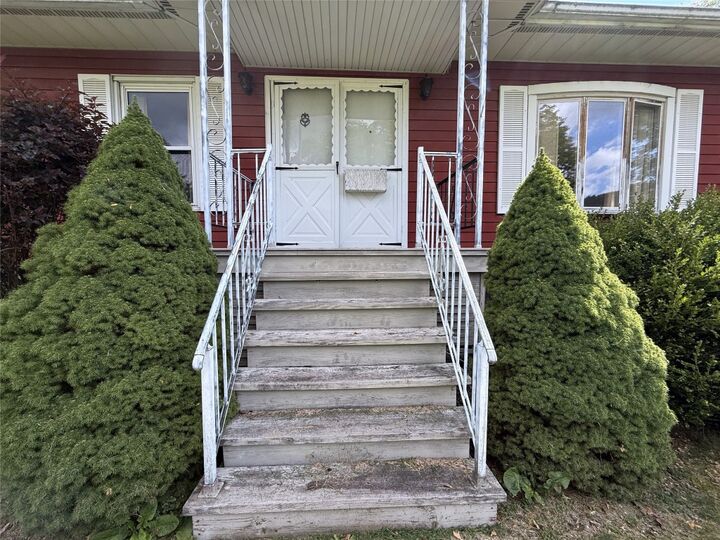 Property Photo:  8 Banford Road  NY 13901 